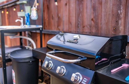 Bonita Cabina | Urban Glamping Oasis: Comfort & Adventure Combined