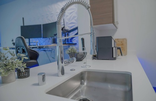 Glendale Apartamento | Urban Oasis w/ Outdoor Mall!