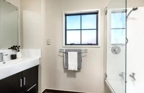 Blenheim Apartamento | Urban Retreat in the CBD