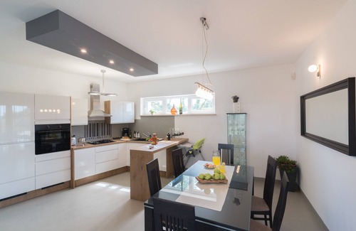 Jursici Villa | SALÓN KAPELANA - Exclusiva villa moderna en Istria en tranquilidad rural