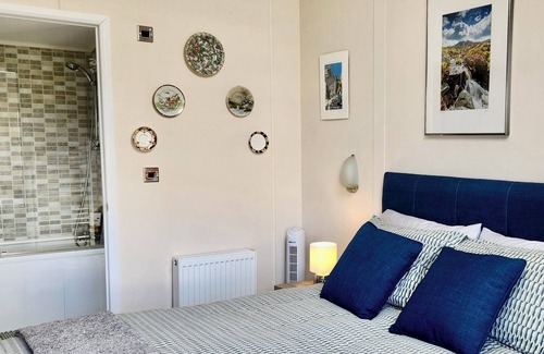 Rockcliffe Cabina | Urr Lodge - Beautiful Lodge and site, Stunning views of hills and valleys.