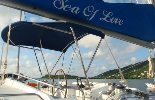 Beef Island Alquiler De Eote | USVI CATAMARAN CHARTERS, DAY SAILING AND SNORKRLING, enjoy the best of the USVI.