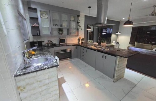 Constantia Kloof Apartamento | uThando - Deluxe En-suite Bedroom