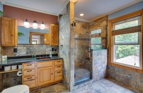 Utica Casa | Utica Vacation Rental: Gas Grill & Spacious Yard!