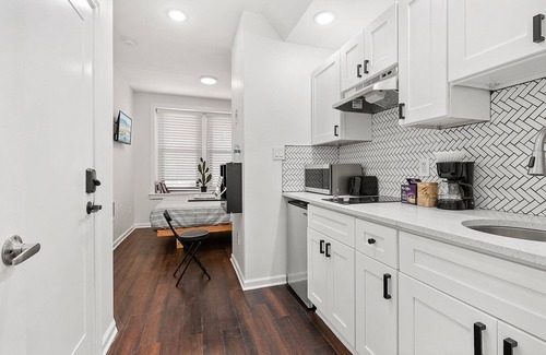 West Philadelphia Hotel | Ututu Stay West