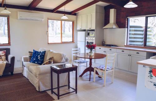 Altona Casa | UzuriBarossa