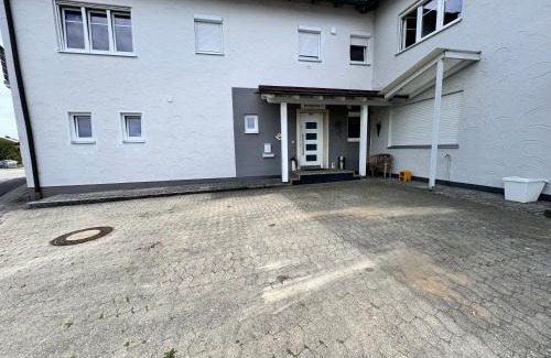 Oberteisbach Apartamento | V Apartment 4 Personen - Monteurzimmer - Ferienwohnung - Kronwieden