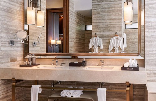 Wichit Hotel | V Villas Phuket - MGallery