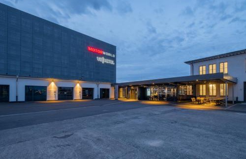 Ossendorf Hotel | V8 Hotel Köln at MOTORWORLD