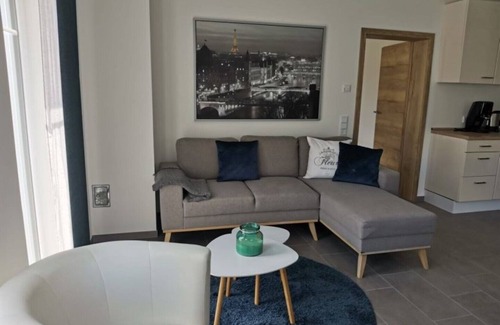 Pruemzurlay Apartamento | Vacation apartment Burgblick with approx. 80sqm - in Prümzurlay