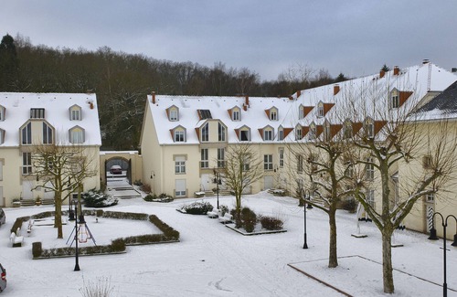 Saarlouis Apartamento | Vacation apartment historic Soutyhof 15**** arrive and feel at home