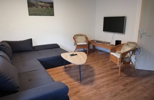 Stegen Apartamento | Vacation apartment Kuhgeflüster on the farm