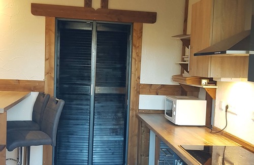 Ahrdt Apartamento | Vacation apartment on the lake... located directly on the circular trail around the Aartalsee.