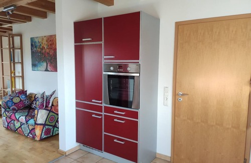 Hohenau Apartamento | Vacation home (105sqm) with gallery and wooden terrace