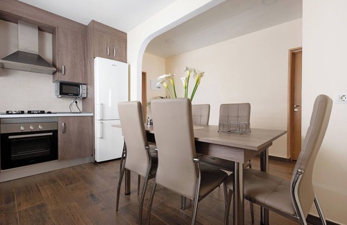 La Guancha Casa | Casa vacacional "Casa Margarita" con vistas a la montaña, piscina, terraza y Wi-Fi