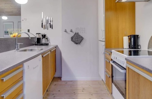 Kramnitse Casa | Vacation home "Elian" - 200m from the sea in Lolland, Falster and Mon in Rødby - 12 persons, 5 bedrooms