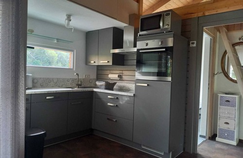 Heroldstatt Casa | Vacation home in the Schwabische Alb with swimming pond and sundeck.