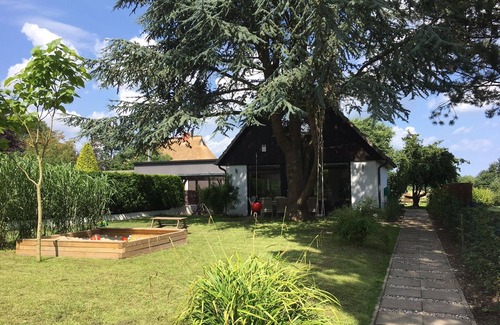 Dohnsdorf Casa | Casa unifamiliar completamente renovada con jardín en una zona tranquila apta para niños