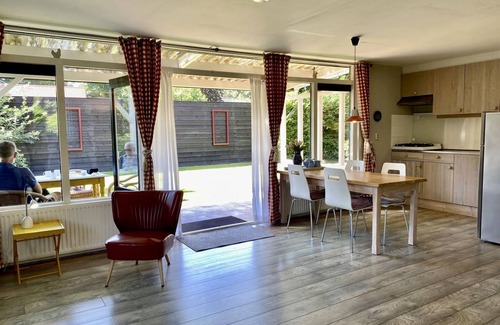 Wapse Casa | Villa con 1000 m de jardín, rodeado de bosques y la naturaleza