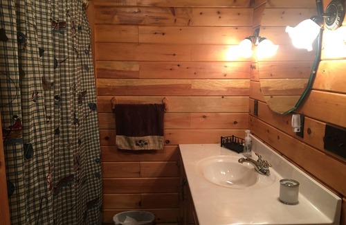 Hopewell Cabina | Vacation Lodge and Hunting / Near Raystown Lake y Historical Bedford
