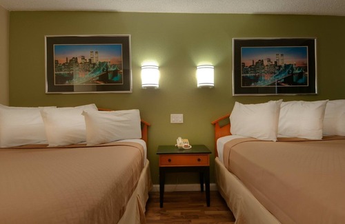 Oildale Hotel | Vagabond Inn Bakersfield North