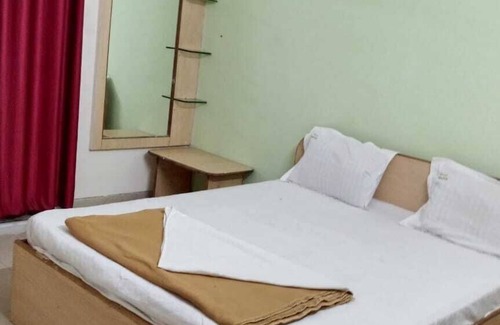 Wadki Hotel | Vaishali Lodge