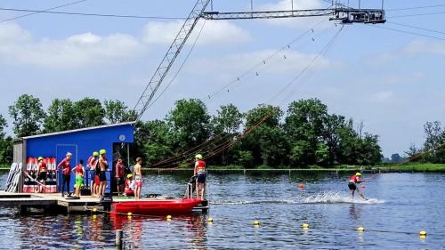 Offingawier Alquiler De Eote | Vakantiewoonboot De Waterparel