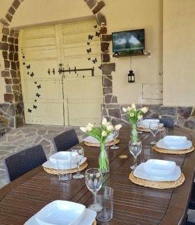 San Giovanni d'Asso Casa | VAL D'ORCIA DELUXE 3 incantevole casa con vista sulle colline, WiFi e parcheggio