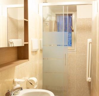 Pedemonte Casa | Valdastico Casetta in sasso con giardino