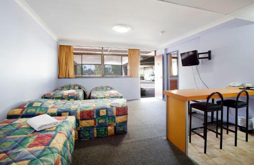 Aitkenvale Hotel | Vale Hotel