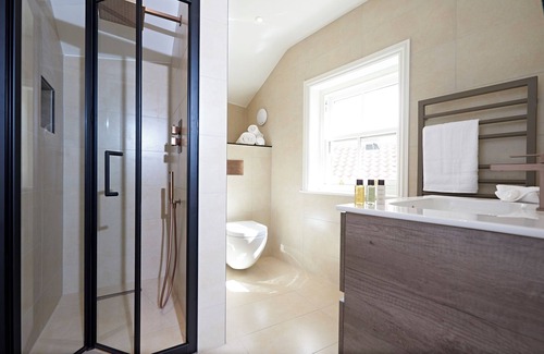 Ripon Cama Y Desayuno | Valentinos Restaurant With Rooms