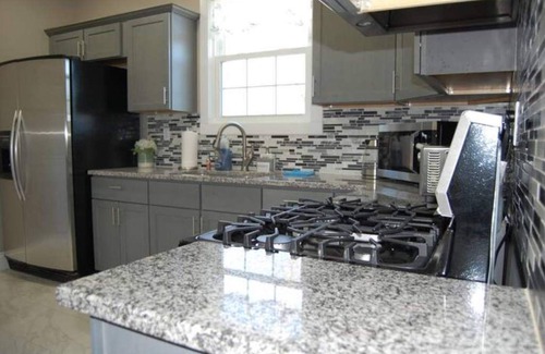 Buechel Casa | Valhalla View Home-Minutes to Golf Course-Perfect for Golfers, Horses, Trailers