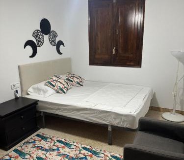 Vallromanes Casa | Vallromanes House of Peace and Rest