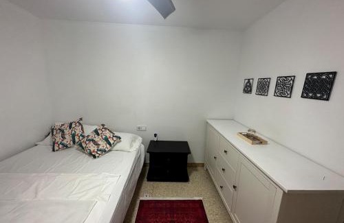 Vallromanes Casa | Vallromanes House of Peace and Rest