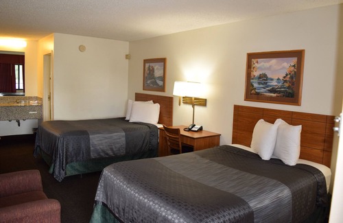 Blanks Hotel | Value Inn Livonia