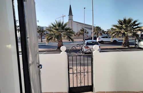 Los Alcázares Casa | VAO Holiday Rentals- Los Alcazares Roda Rounabout , 5mins Walk from Hotel 525