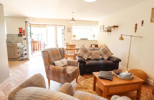 Newtown Casa | Varley Villa