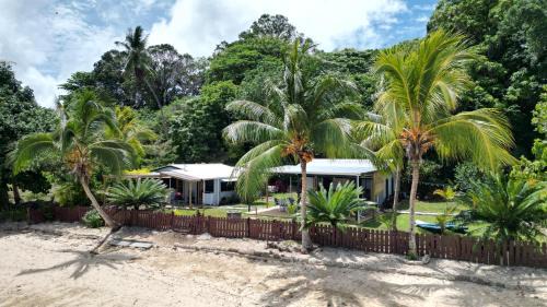 Utungake Casa | Vavau Beachfront Villas