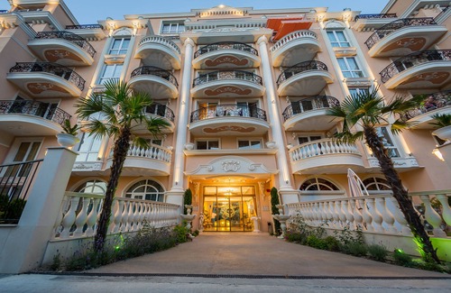 Sunny Beach Apartamento | Venera & Anastasia Palace Apartments