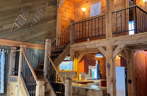 West Dover Chalet De Esquí | Vermont outdoor getaway near Wilmington and beautiful Mt. Snow.