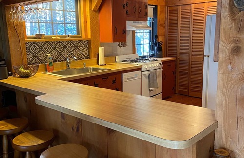 West Dover Chalet De Esquí | Vermont outdoor getaway near Wilmington and beautiful Mt. Snow.