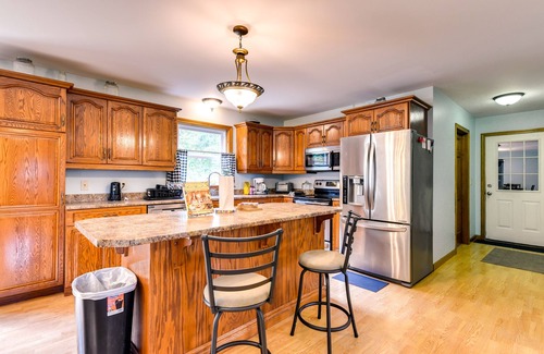 Charleston Casa | Vermont Vacation Rental ~ 11 Mi to Lake Willoughby