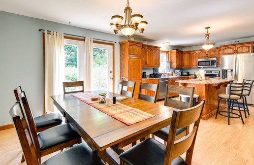 Charleston Casa | Vermont Vacation Rental ~ 11 Mi to Lake Willoughby