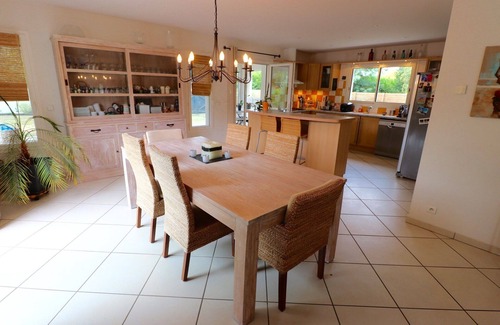 Le Porge Casa | Very comfortable villa with heated pool between ocean, bay and lake