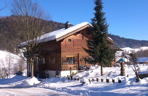 Baretswil Apartamento | muy agradable apartamento de 2 -1 / 2 habitaciones en la granja en la hermosa naturaleza