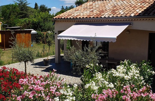 Vallon-Pont-d'Arc Cabaña | GITE MUY BONITO CENTRO DE 4 PERSONAS VALLON PONT D'ARC