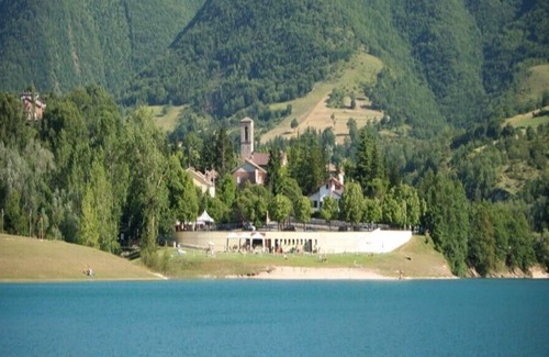 Acquacanina Casa | Apartamento Vescia + Pie 'del Colle