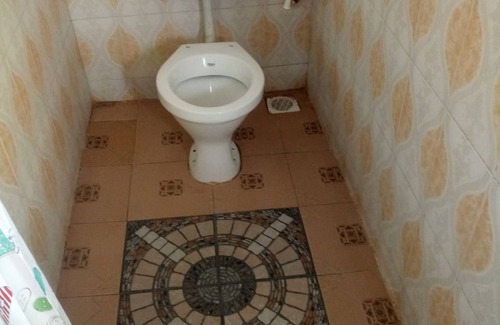 Nakuru Cabina | Veterans Paradise Hotel