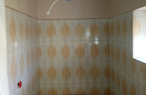 Nakuru Cabina | Veterans Paradise Hotel