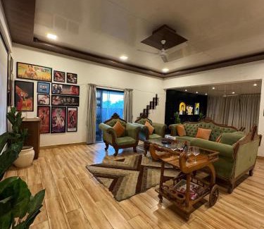 Lonavala Apartamento | VG09 with huge Pool and bathtub